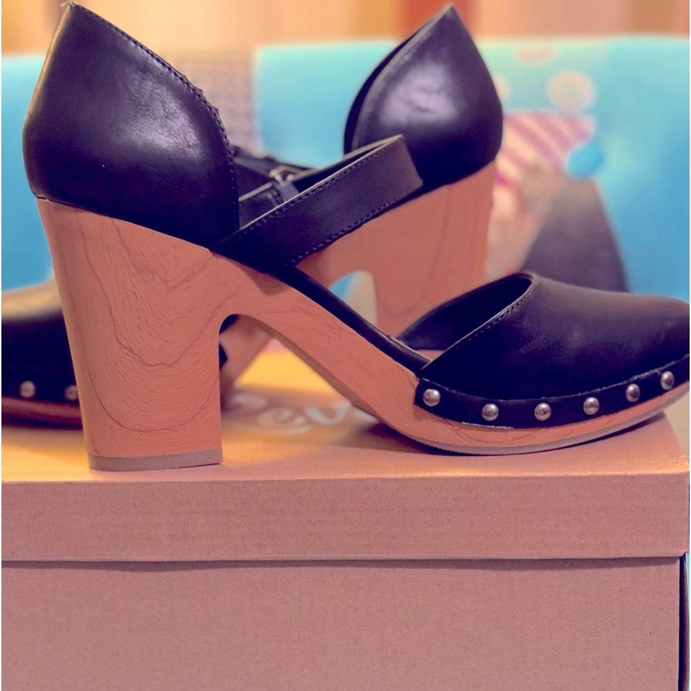Mary Jane Shoe